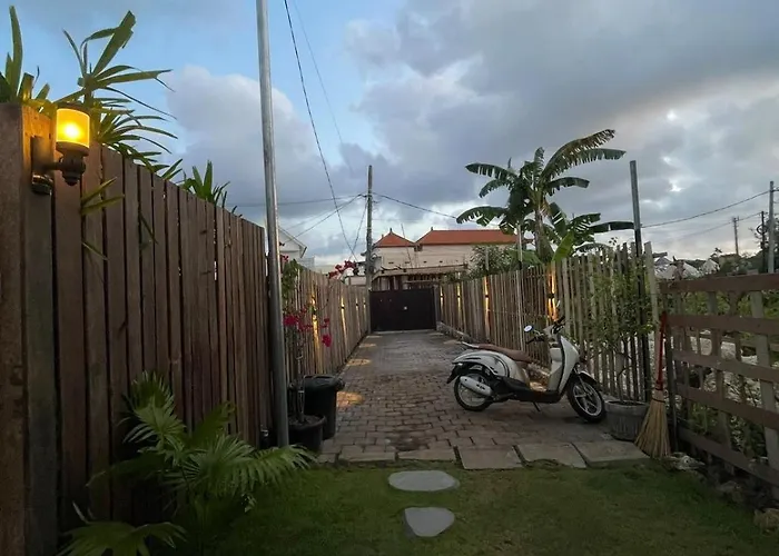 Kemuning Bukit * Uluwatu